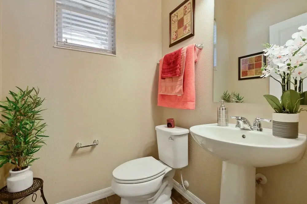 Resort-style 4BR Home Gated Community Near Disney