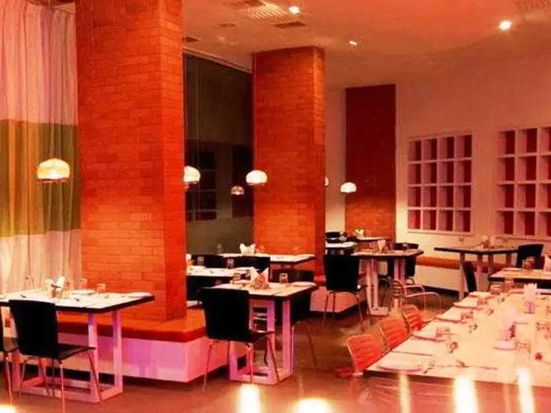 THE CENT Sandhya Hotel