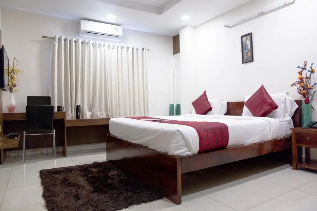 SKYLA Service Apartment Road No.10 Banjara Hills Near Indo-American Hospital