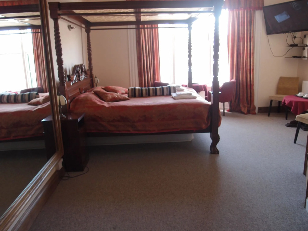 Royal Britannia Hotel