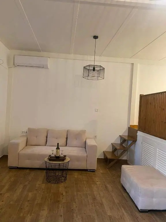 FOTIS HOUSE