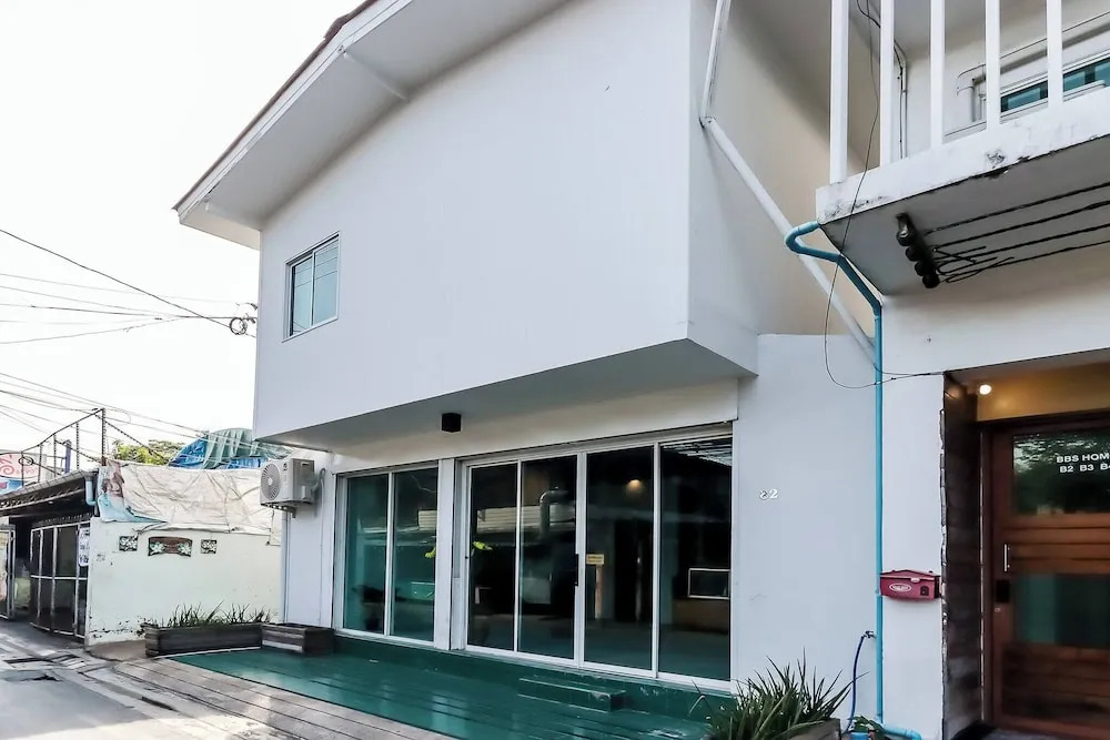Tiny House Bangson at Bangsue Grand Station