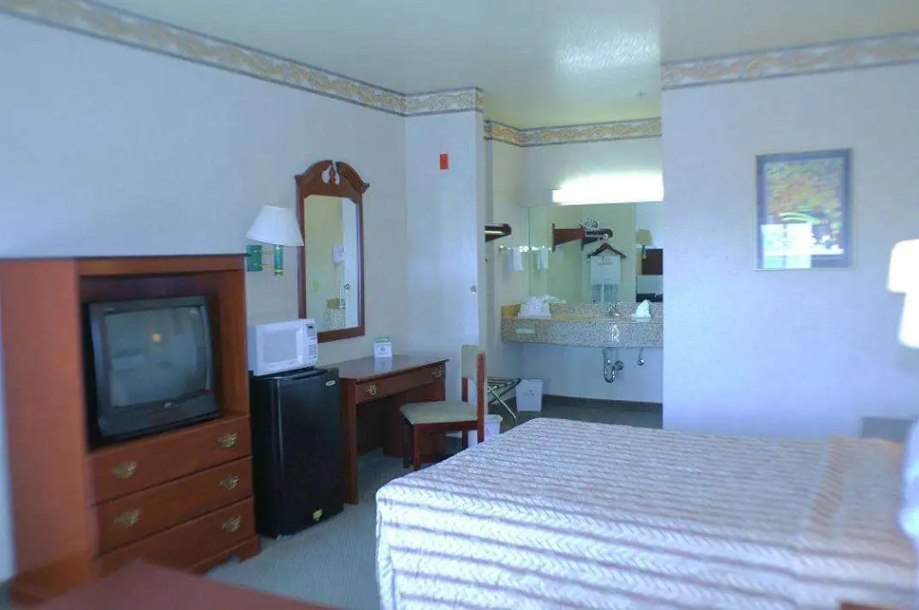 Mid City Inn Suites Pico Rivera , Los Angeles Area