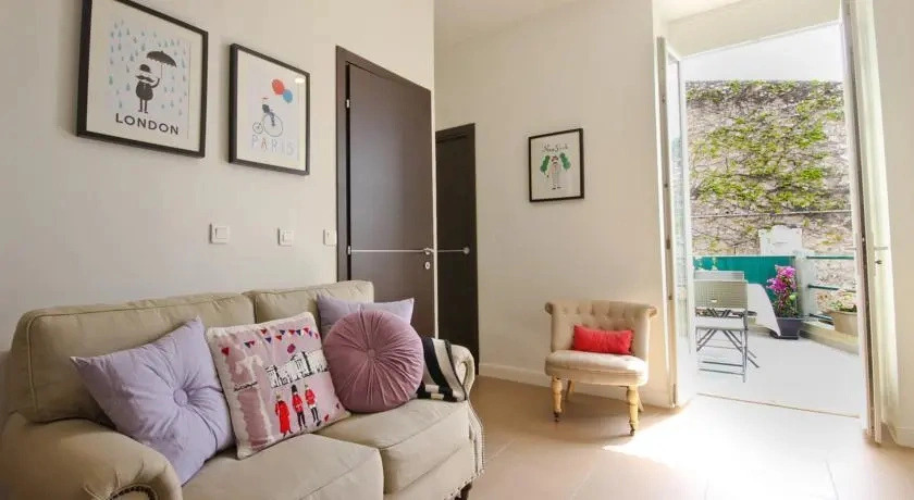 Rare! Terrace with Sea View Apartment, Vieux Nice