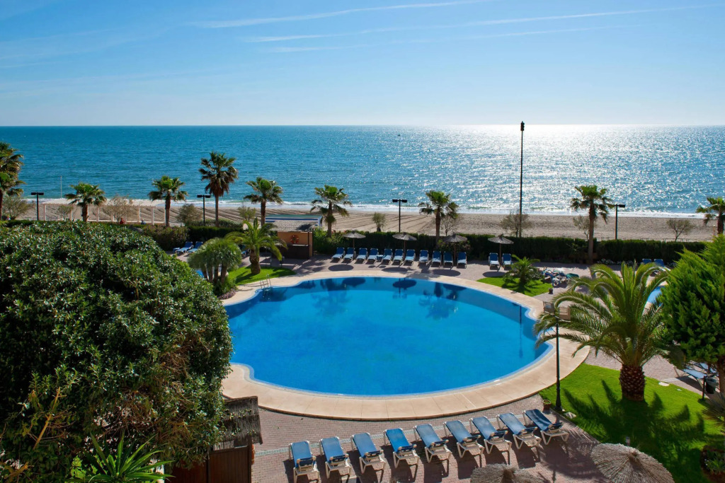 Отель IPV Palace & Spa