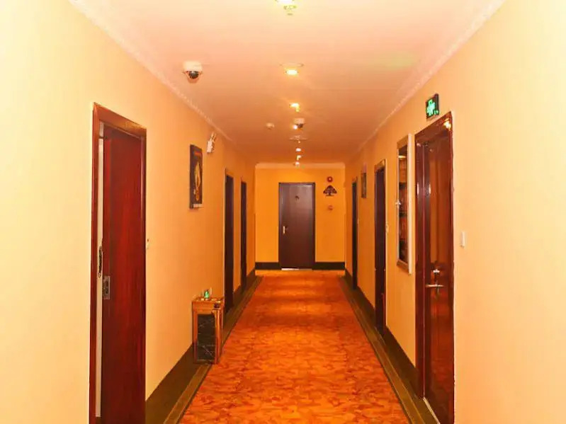 GreenTree Inn Shanghai Zhujing Town Donglin Temple Scenic Spot Jiankang Road Business Hotel