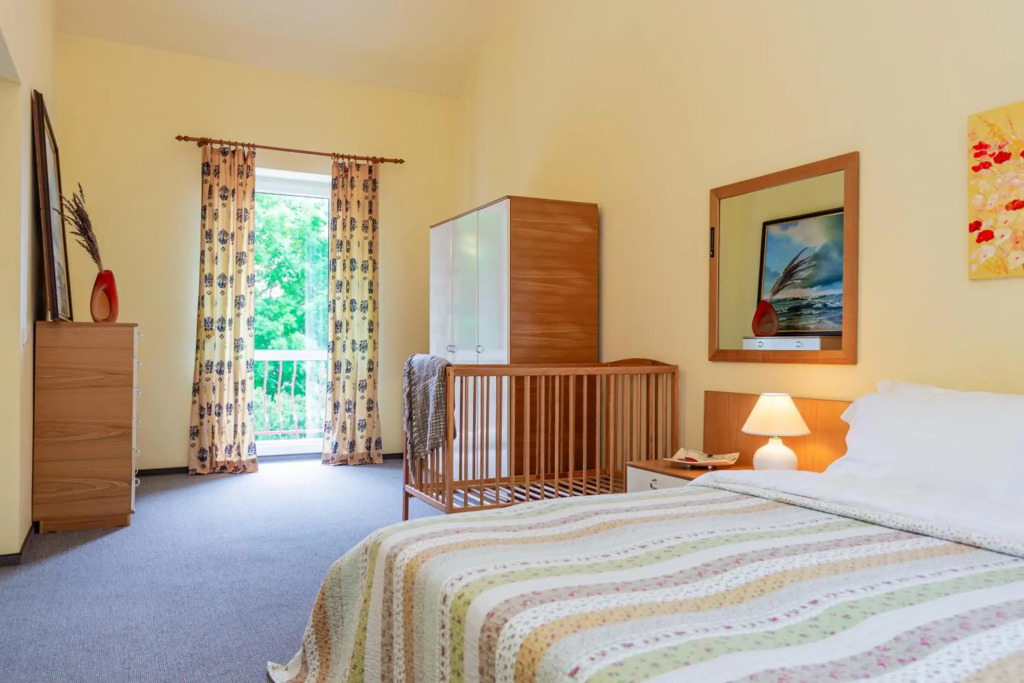 Family Inn cottage with terrace
