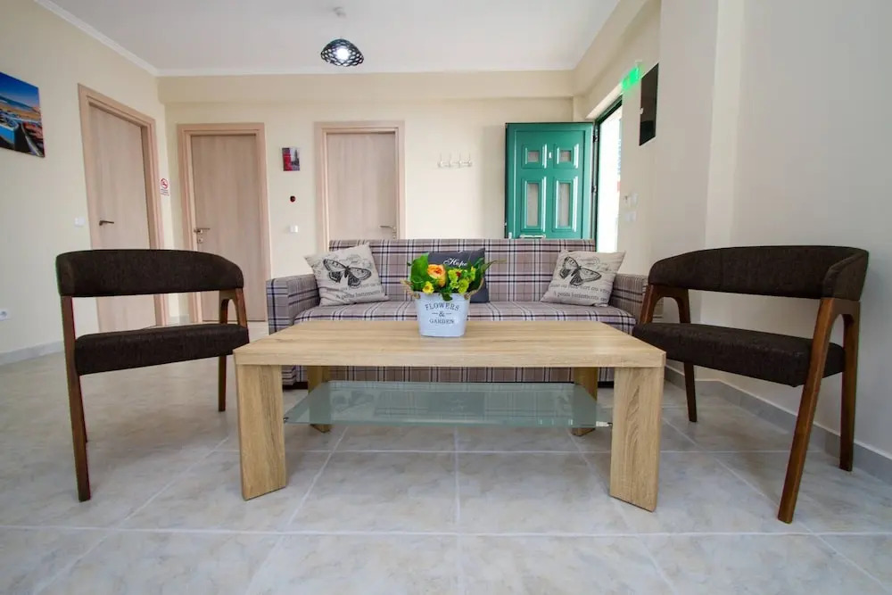 Nijay Apartments No 2 First Floor Front Quiet Location