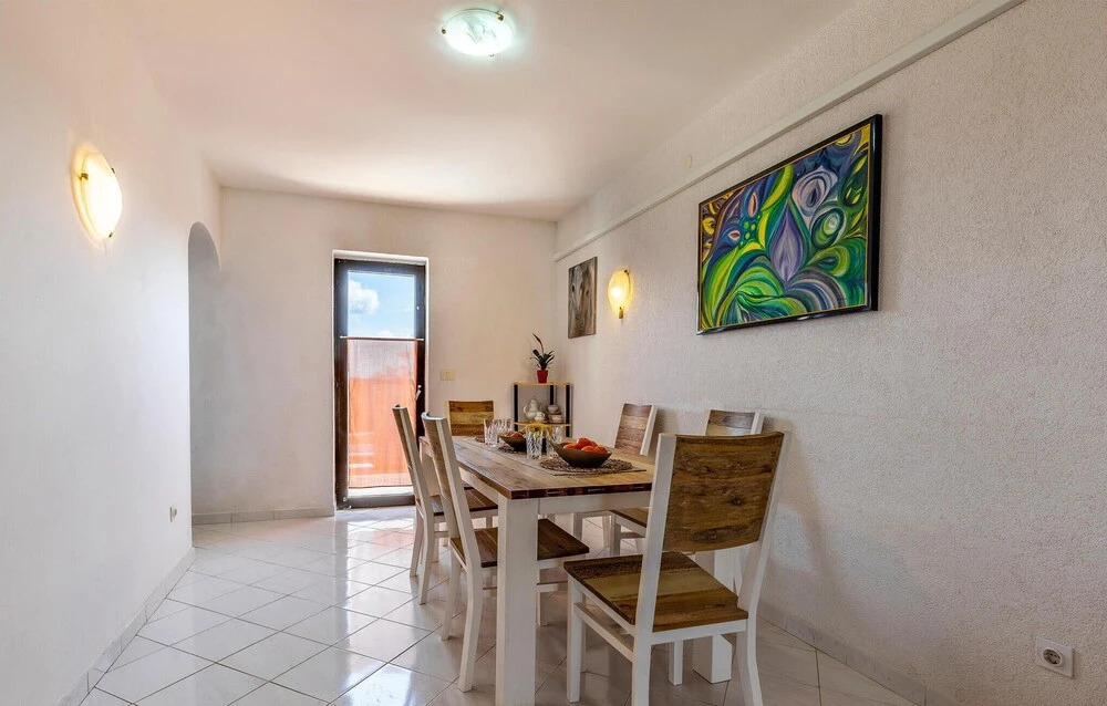 Beautiful Home in Banjole With Wifi and 3 Bedrooms