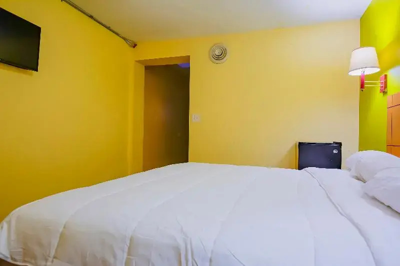 Hotel O Markham IL Near Harvey/Tinley Park