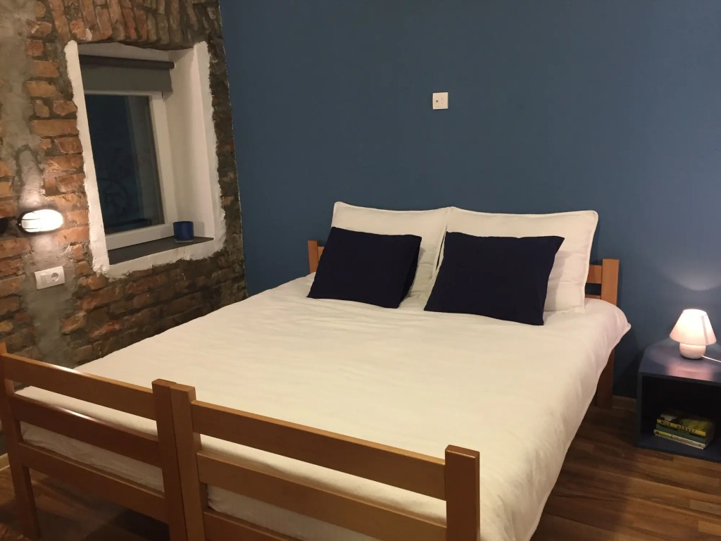 Local Rooms