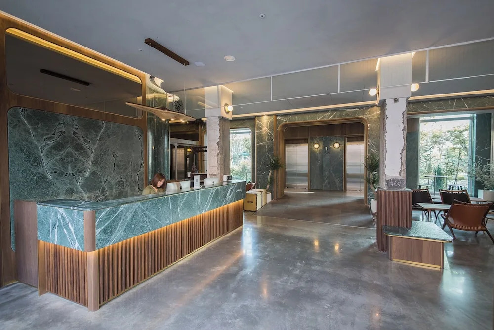 PAPOA Harbor Hotel