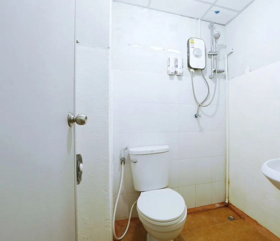 ZEN Rooms Thalang Road