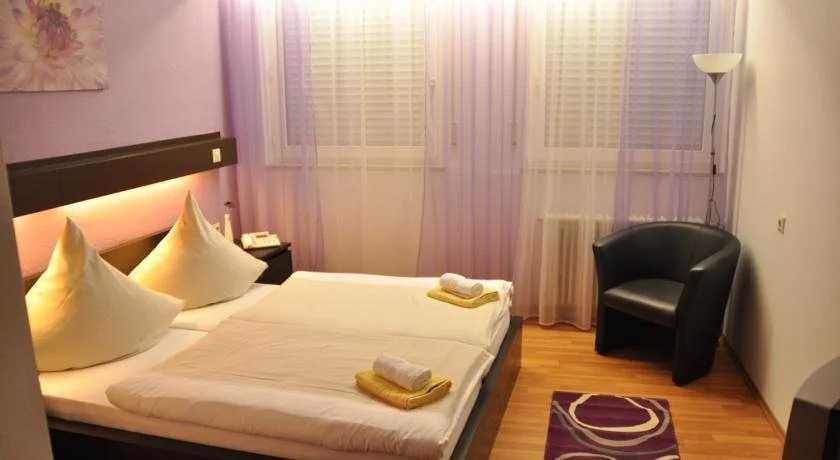 Hotel Roth