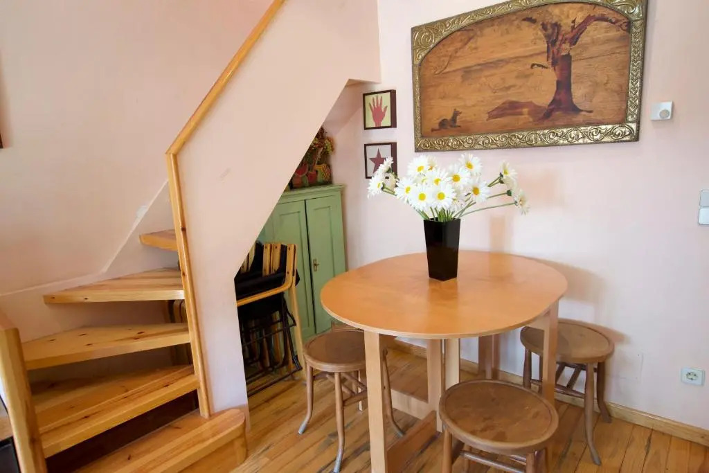 Apartamento con buhardilla