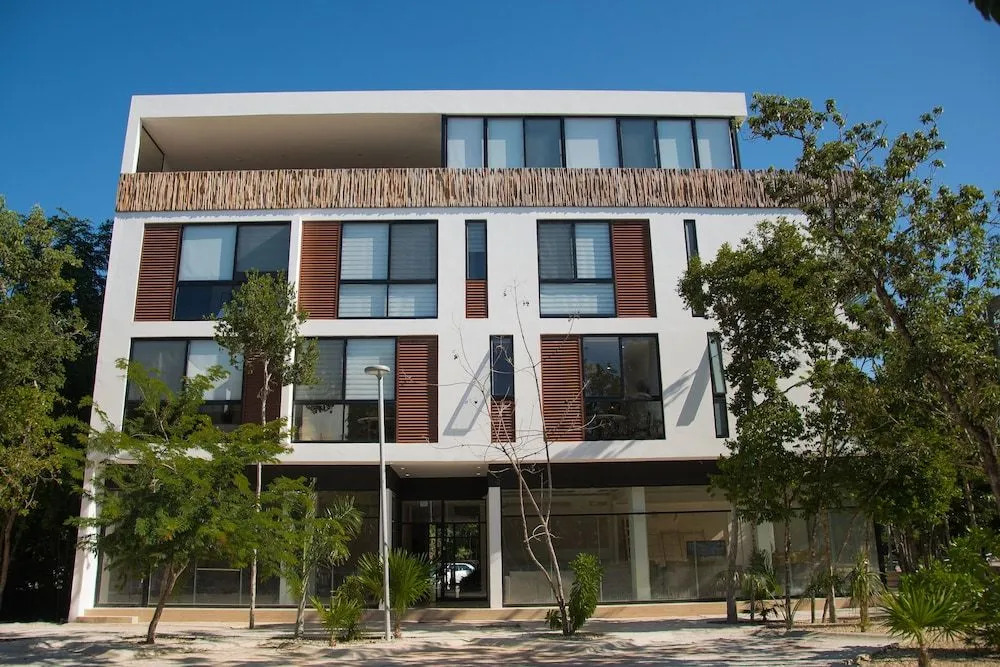 Amira Residence