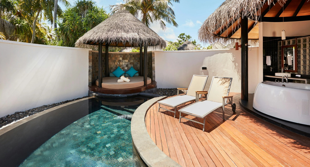 Sun Siyam Iru Fushi with Free Transfer