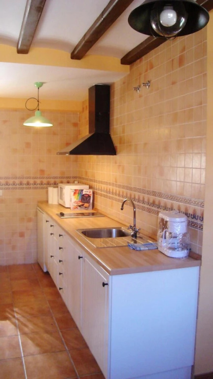 House With 2 Bedrooms in Fresneda de la Sierra Tirón, With Furnished Terrace