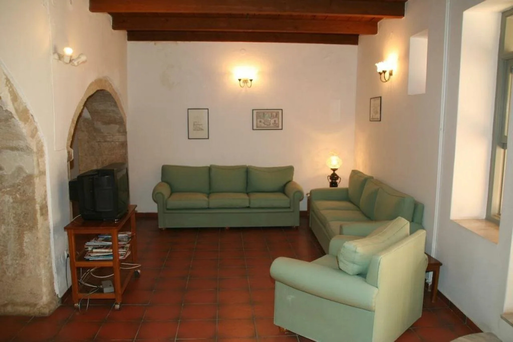 Vecchio Hotel