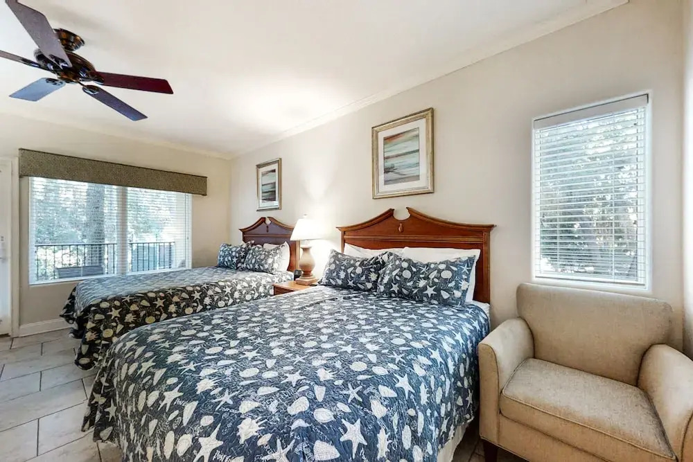 Dog-Friendly Tennis Villas Condo With Prime Location + Shared Pool, Free WiFi