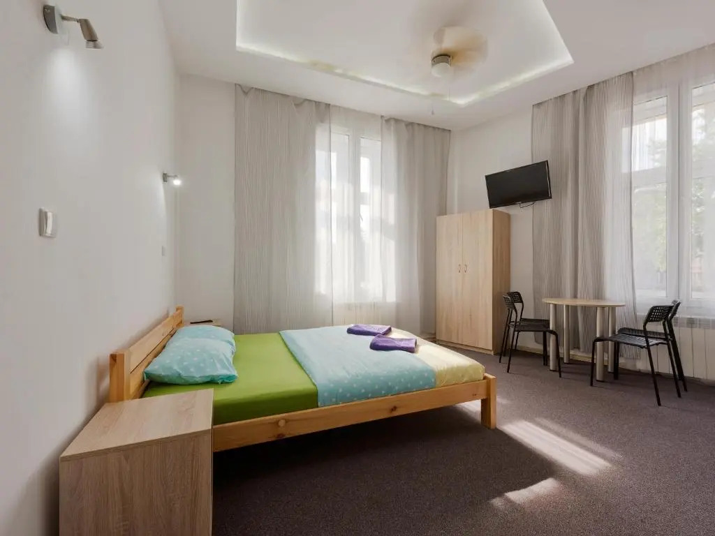 70s Guest room