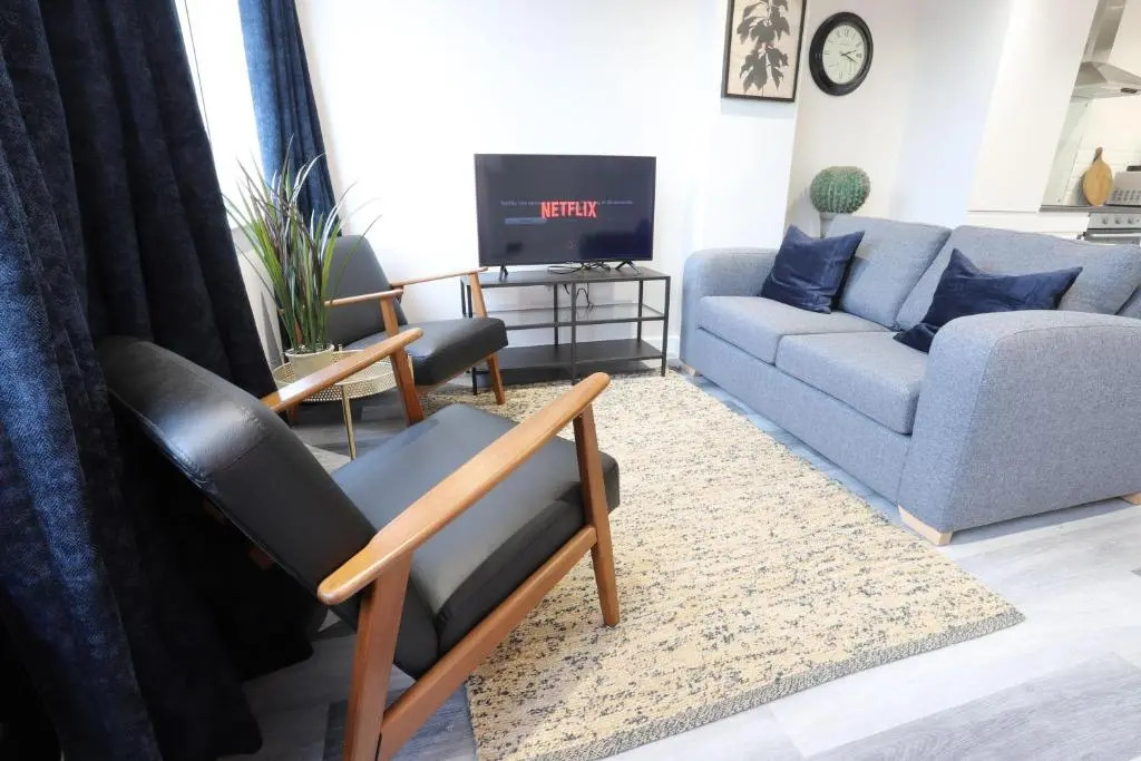 Birmingham NECAirport Interchange shortstay homebase
