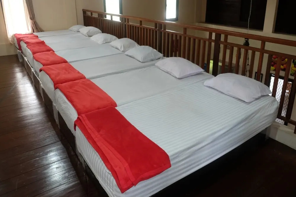 Hotel O Puri Adem 86 Syariah BunkbedNearMerapi Golf Club