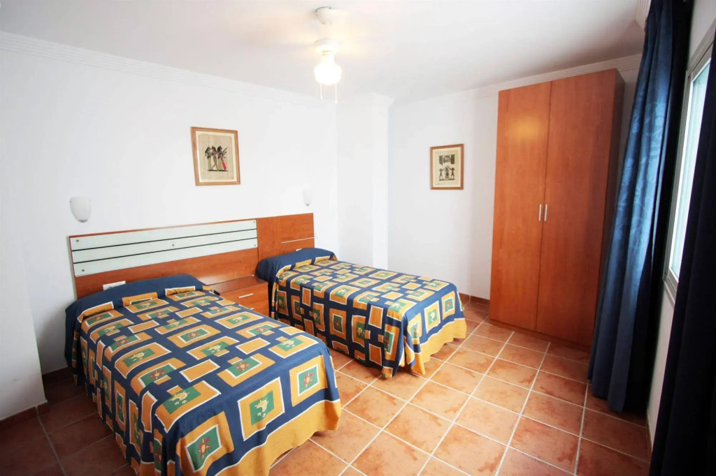 Apartamentos Nerjaluna