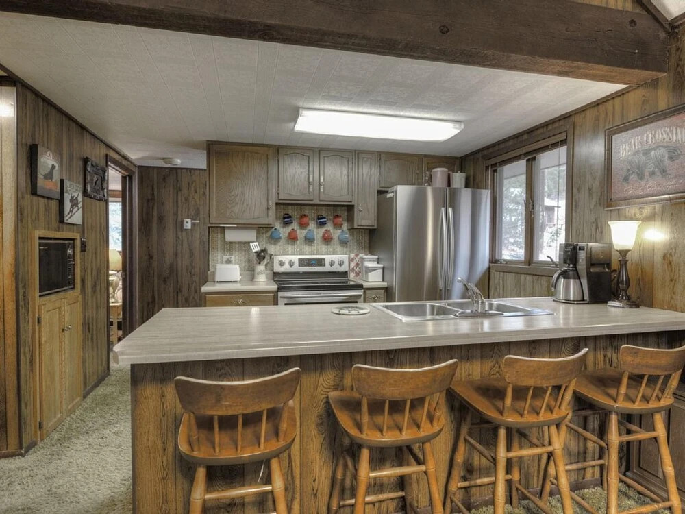 Black Bear Crossing - Pet Friendly - Newly Remodeled