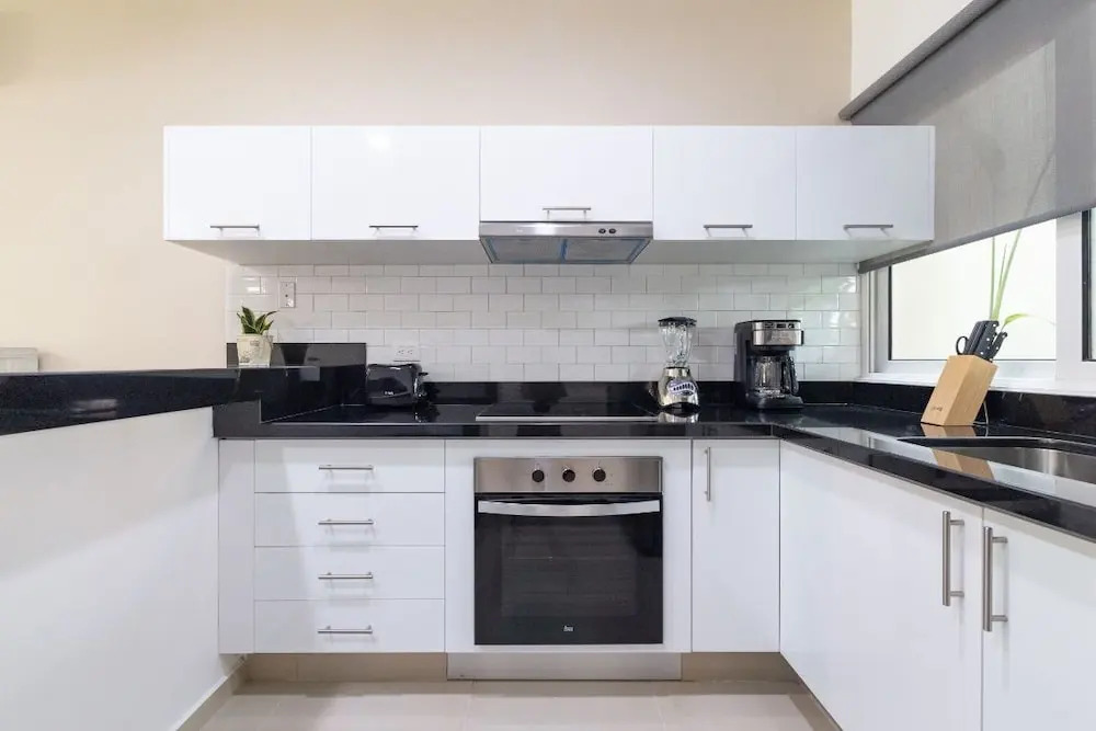 Sabbia 4104 - 3 Bedrooms ALL IN Suite Condo