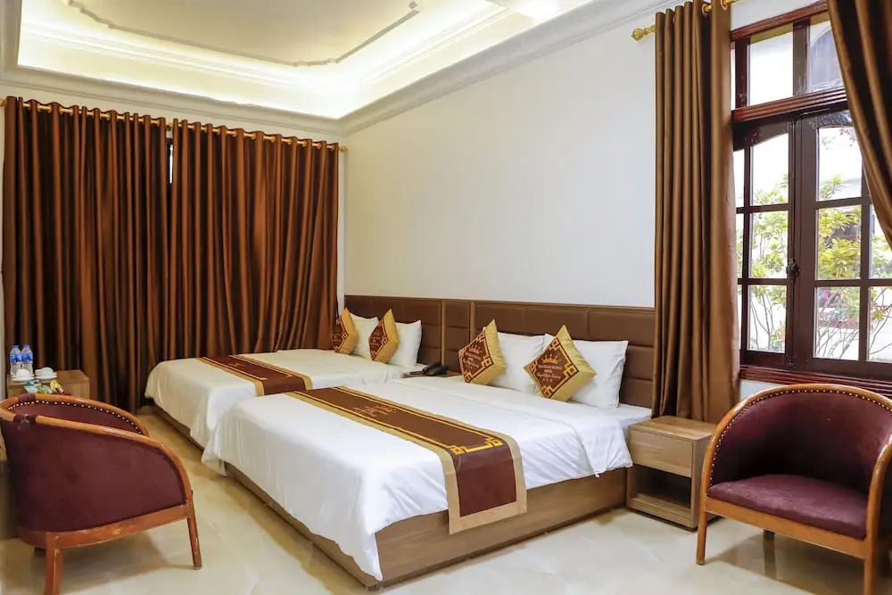 Vạn Xuân Royal Hotel