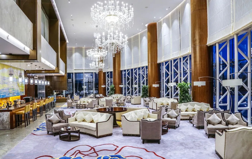Qingshan Hotel Baotou（Yingbin Building）