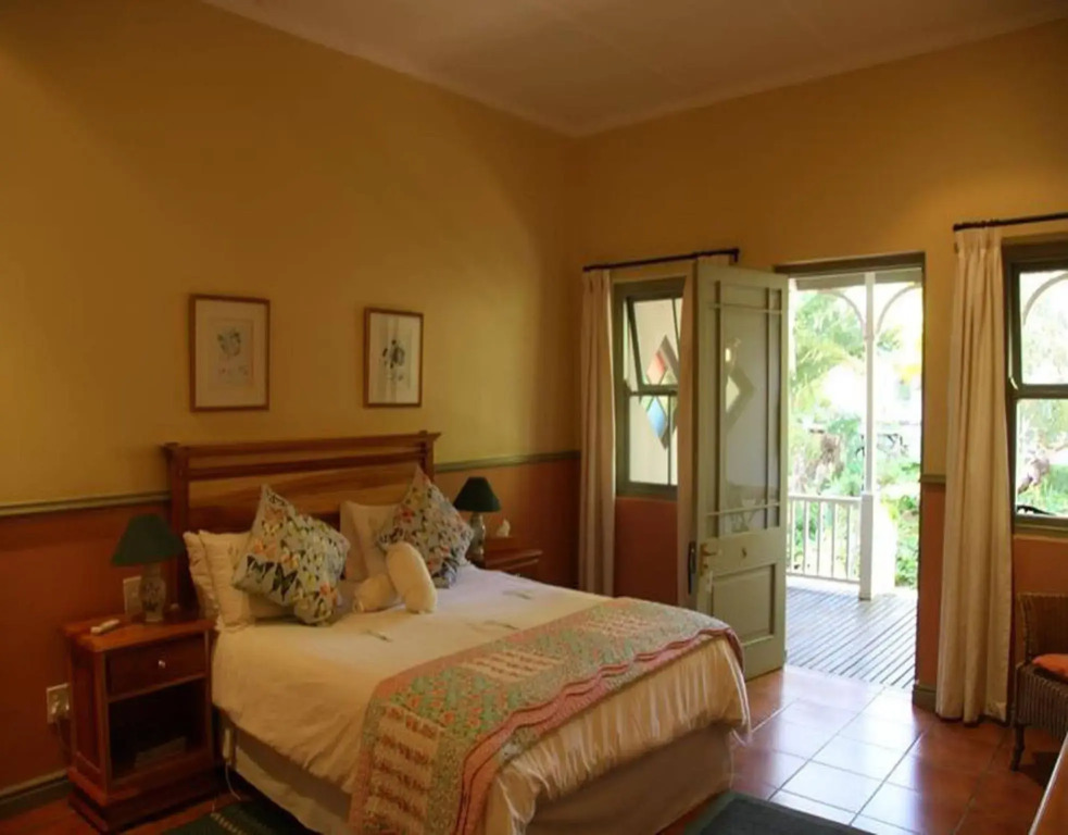 HouseMartin Lodge & Self Catering