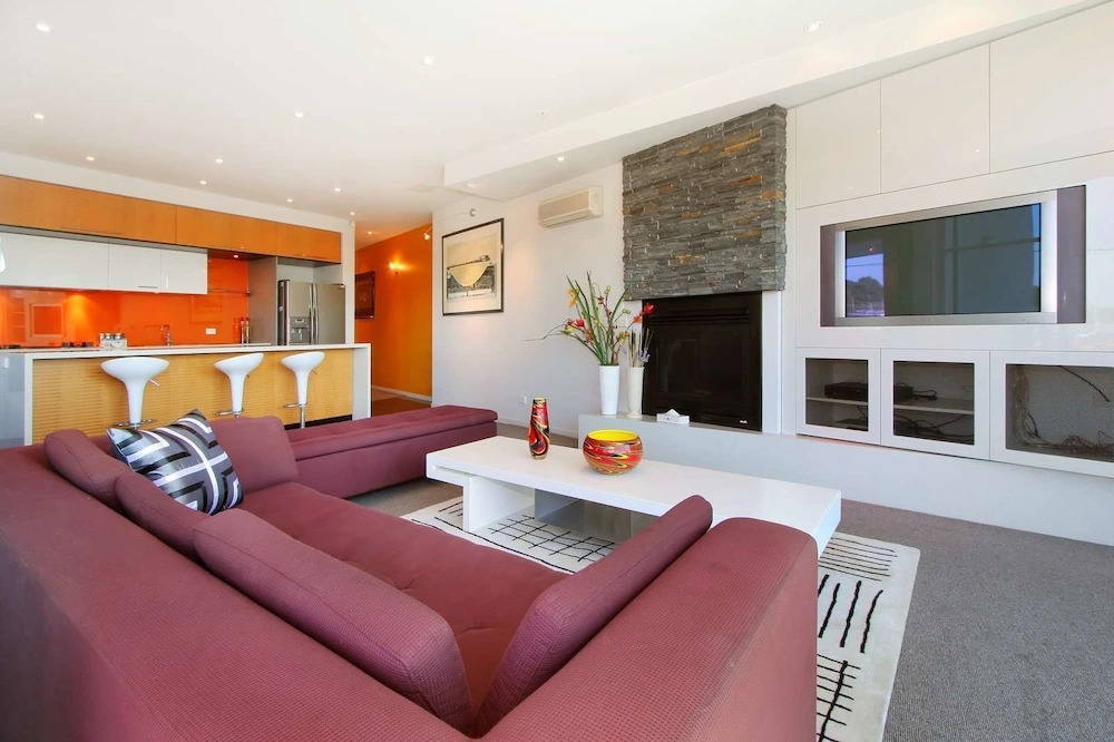 Penthouse St Kilda Style