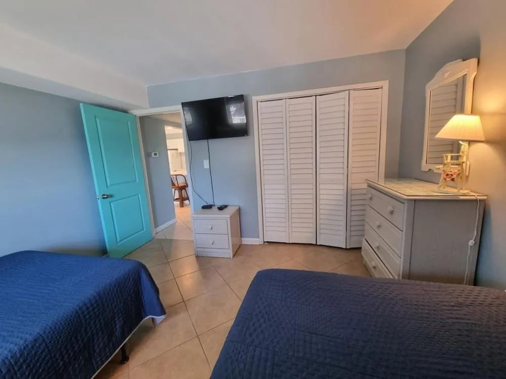 Aqua Villa 302