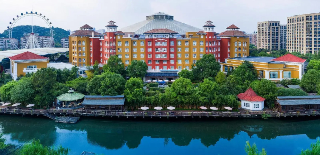 The First World Hotel