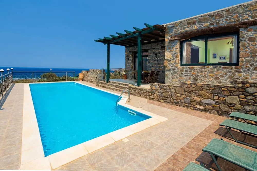 Luxury Villa Elafonisi Overlooking the sea 300 Meters Away With a Private Pool