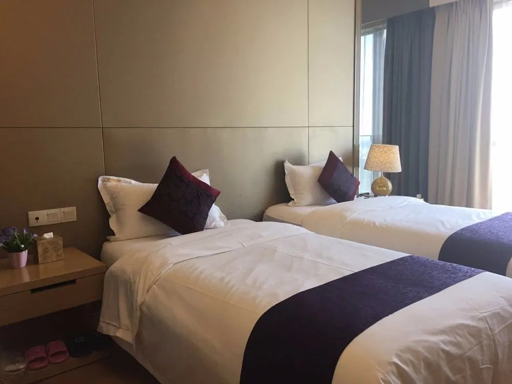 Checkinn Business Apartment-Poly World