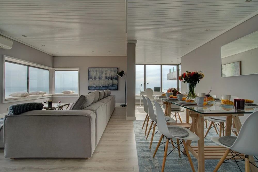 Ocean Blue Apartment