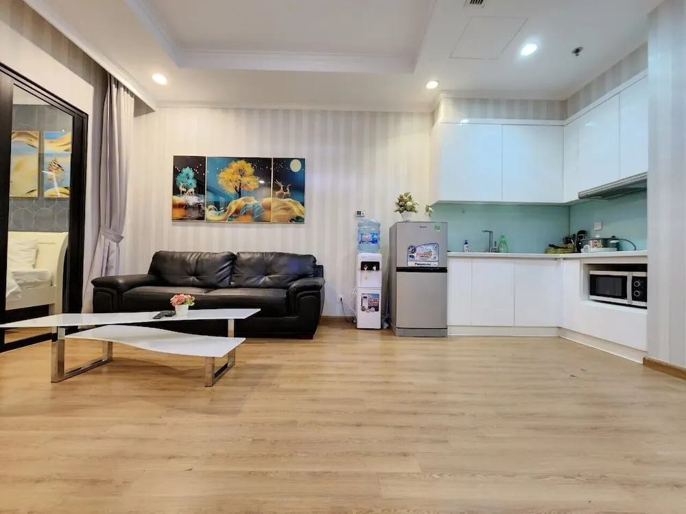 Vinhomes Royal City Luxury Apartment 2 Br