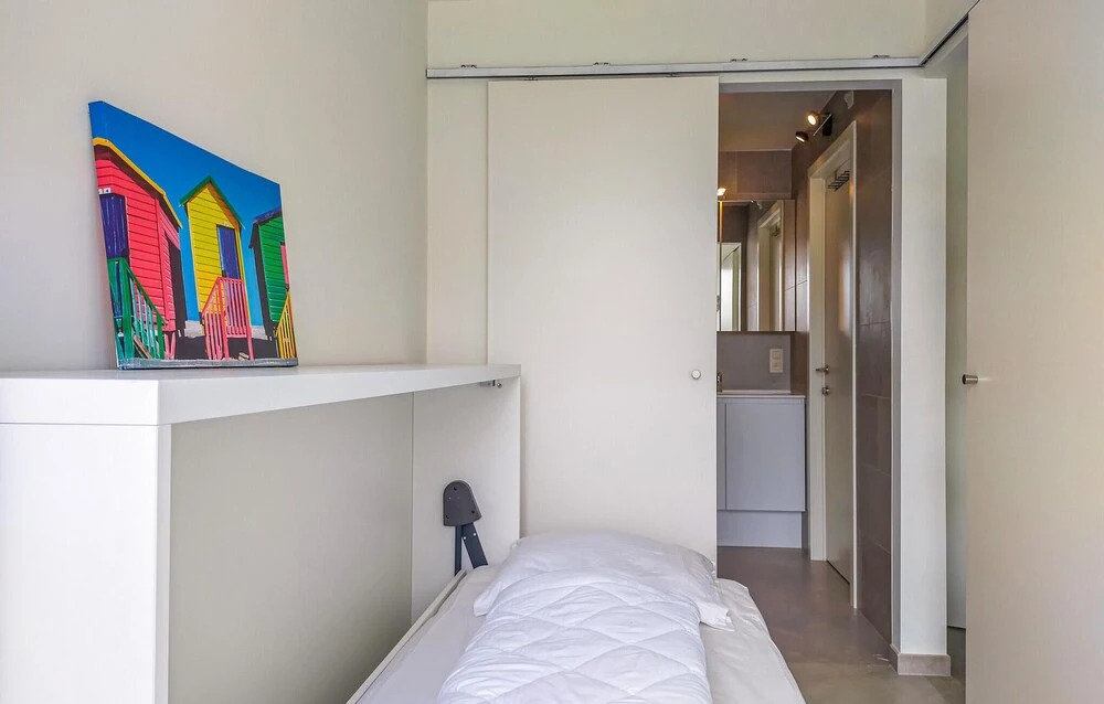 Stunning Apartment in Oostende With Wifi and 2 Bedrooms