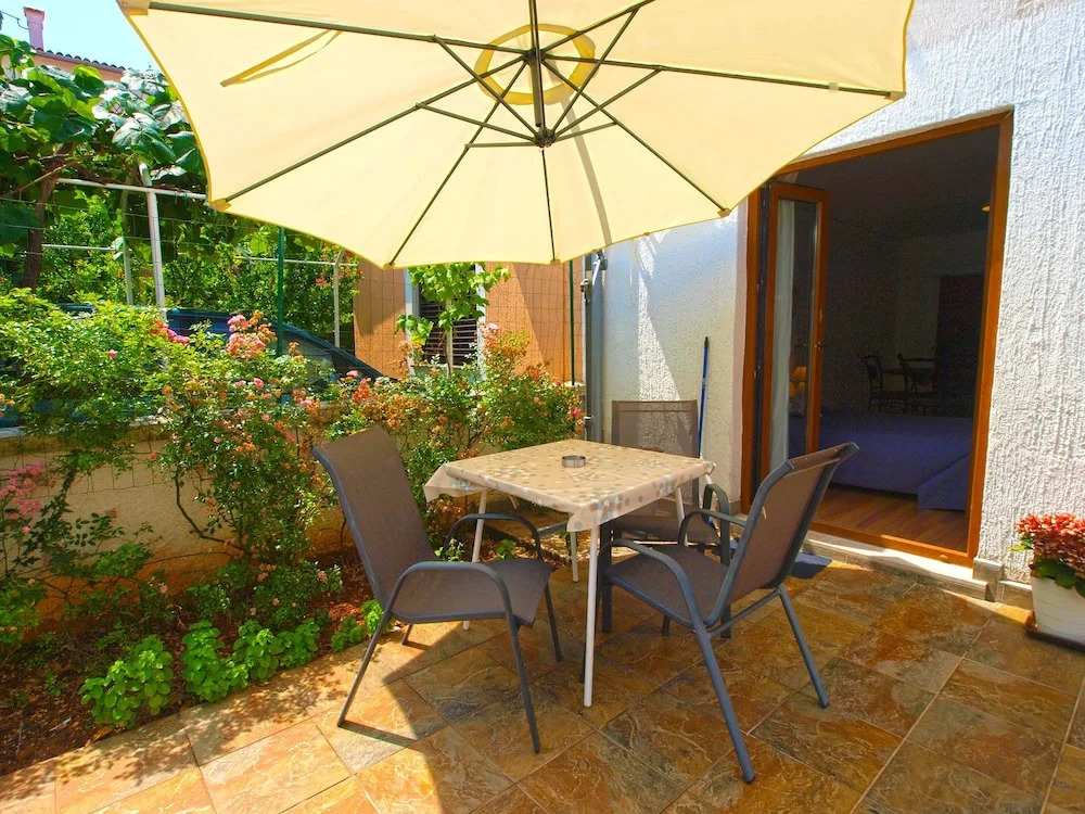 Apartments Marija 85