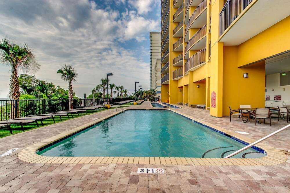 Beachfront Anderson Condos by Hosteeva