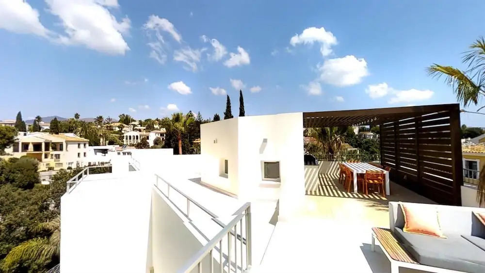 Exquisite Villa Near Beach - Heated Pool