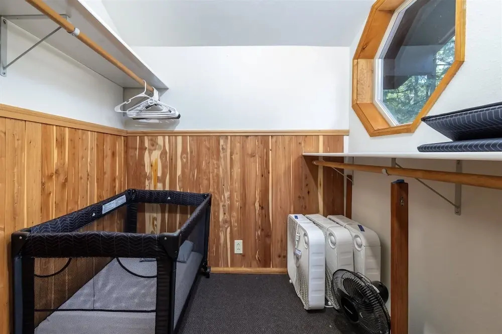 Cedar Grove Lodge