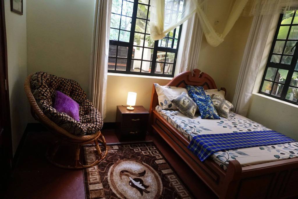 Lightness Boarding House