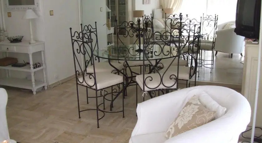 Two Bedroom Madrid