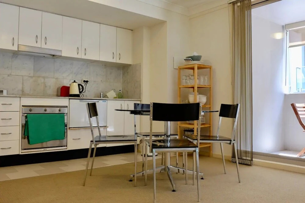 Spacious Studio by the Beach in Manly