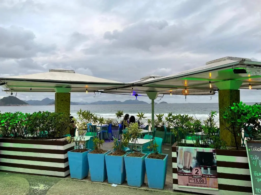Apartamento beira-mar