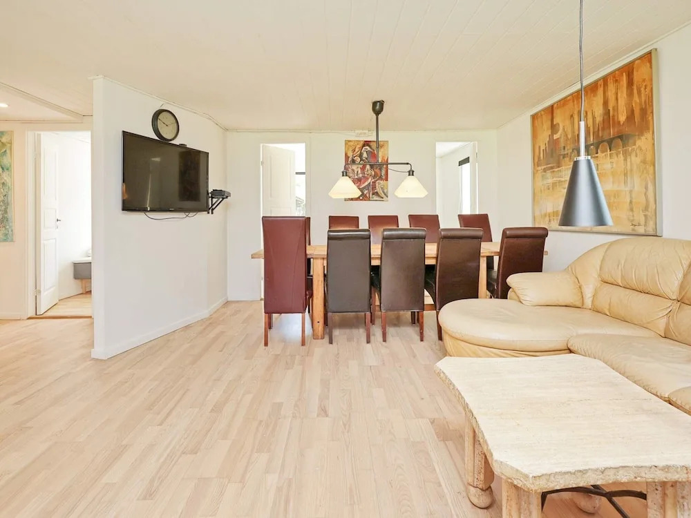 10 Person Holiday Home in Dragor